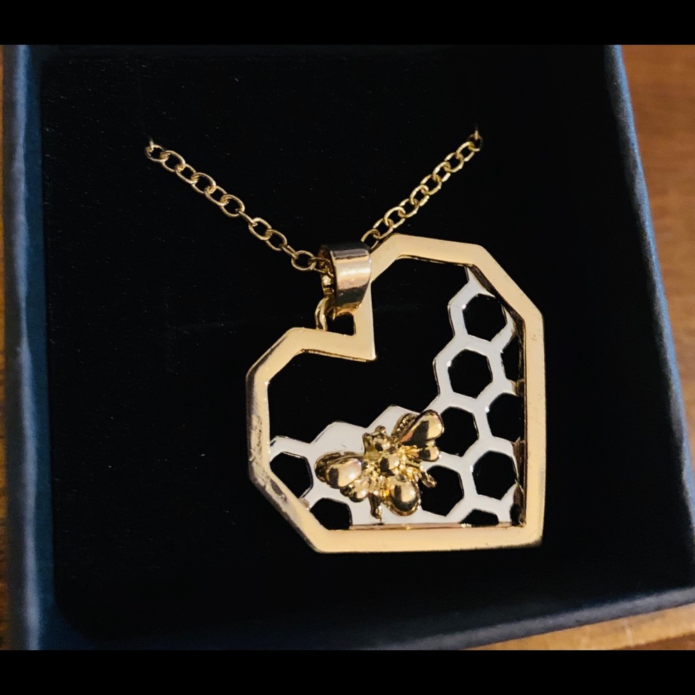 🐝 2/$20 Gold/Silver Honeybee Necklace 🐝